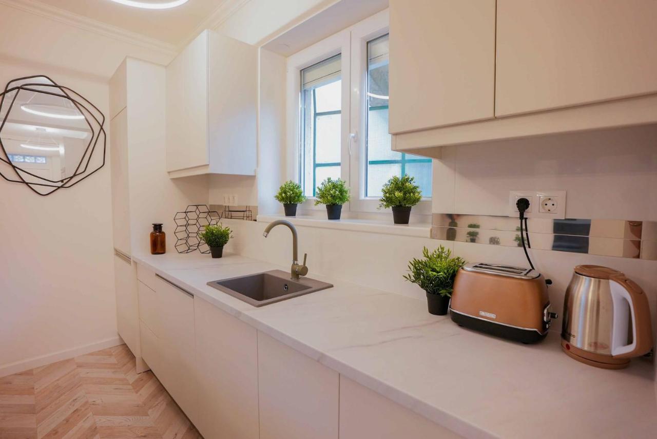 Corvin Avenue Premium Central Apartment Boedapest Buitenkant foto