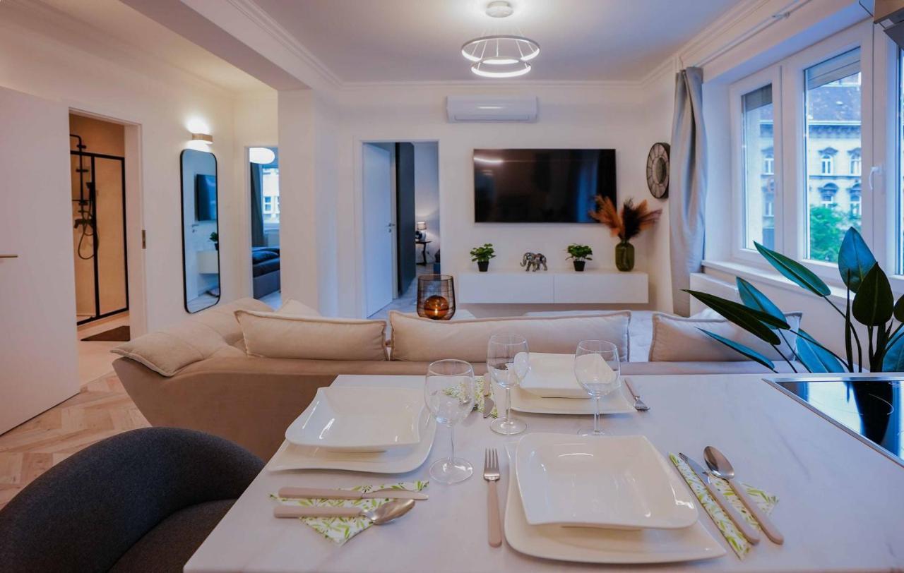 Corvin Avenue Premium Central Apartment Boedapest Buitenkant foto